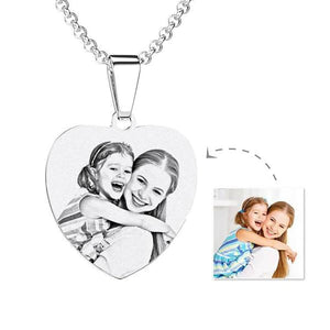 Mother‘s Day Gifts Heart Photo Engraved Necklace Stainless Steel Black And White