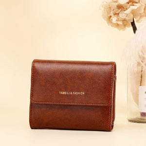Wallet Short Card Oil Wax Leather Wallet Gift for Her - Brown